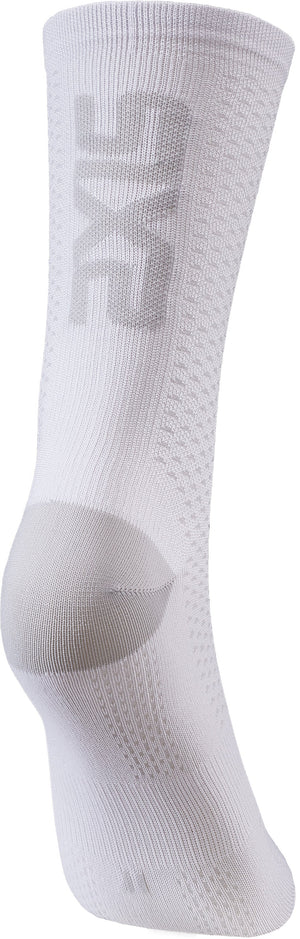 SHORT LOGO V2 Silver White back SIXS