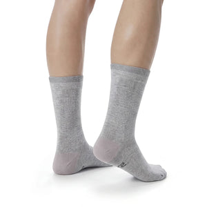 Lekkie skarpetki merino SIXS SHORT L MERINO SIXS – letnie, oddychające, termoaktywne